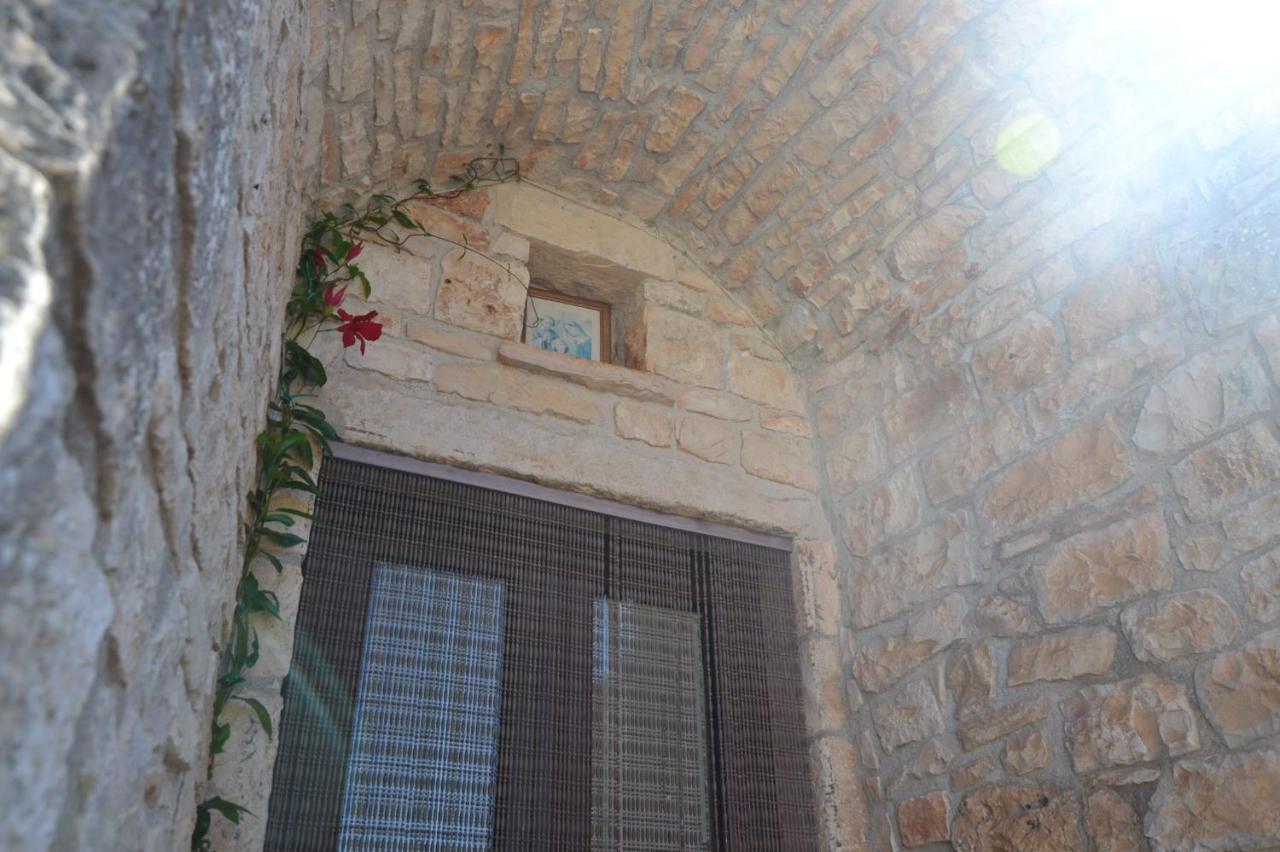 Masseria Montanaro ชิสแตร์นีโน ภายนอก รูปภาพ